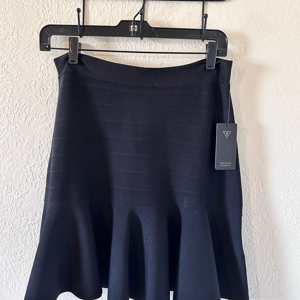 GUESS Elegant Black A-Line Skirt